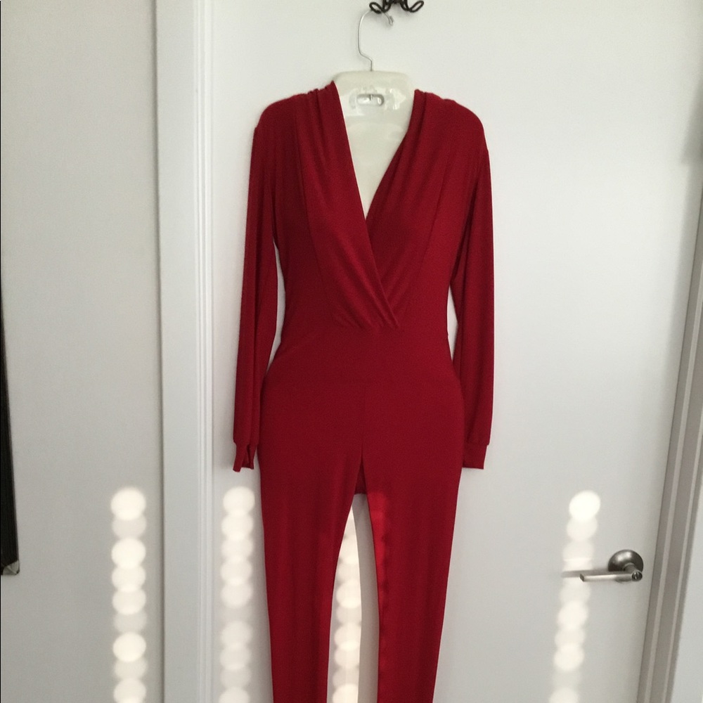 Canzone Red Long Sleeved  Jumpsuit Size  Small $30